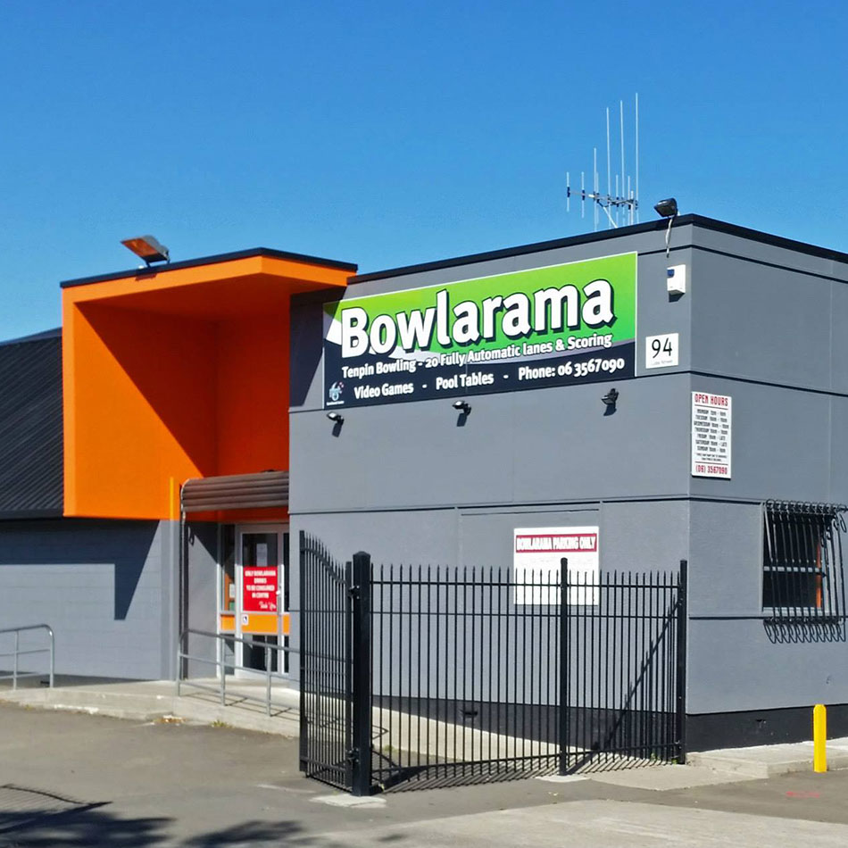 outside bowlarama palmerston north